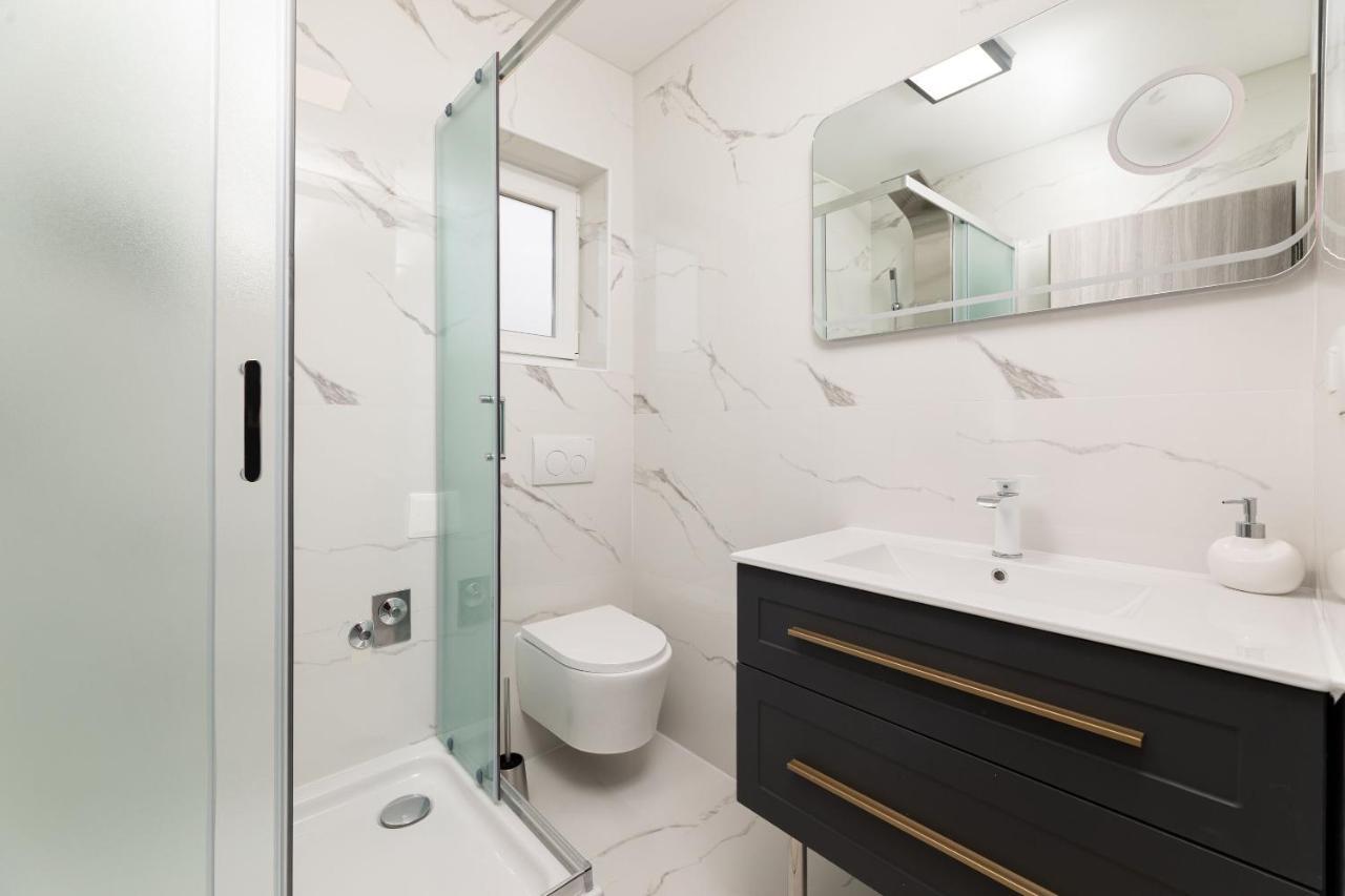 Apartments Vugrin Šilo Εξωτερικό φωτογραφία