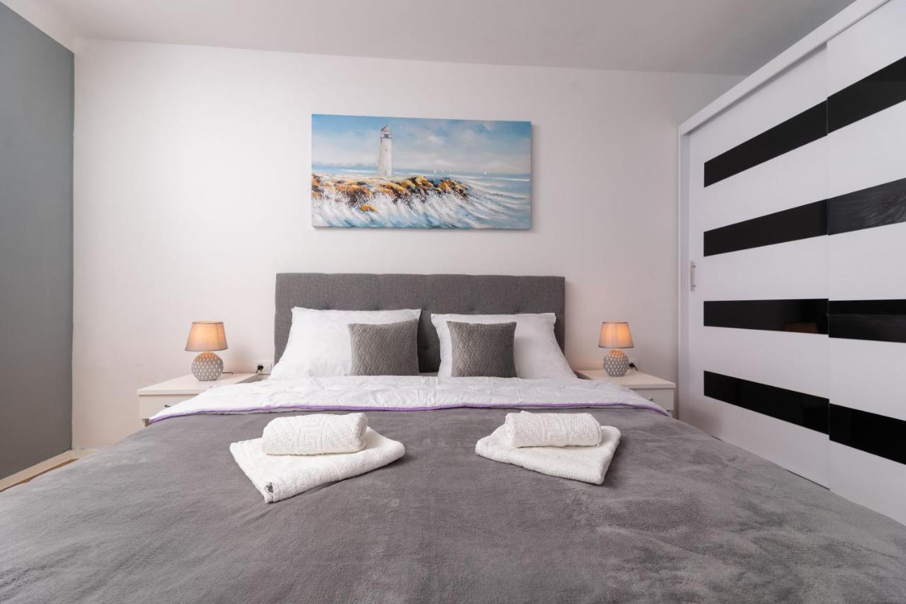 Apartments Vugrin Šilo Εξωτερικό φωτογραφία